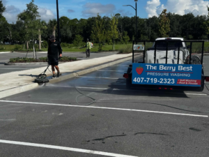 Untitled.webp Reed on the job