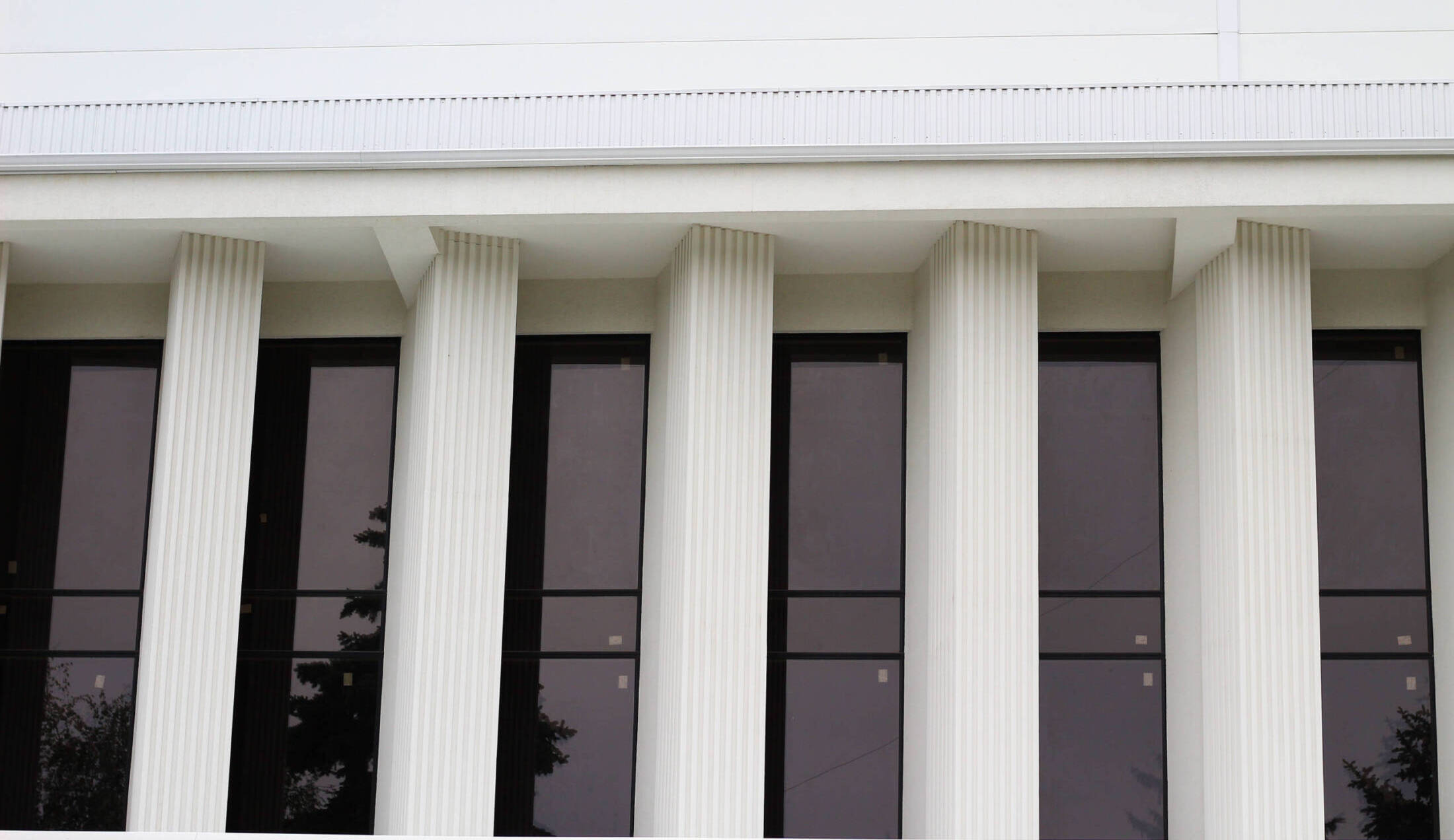 Commercial Building Washing